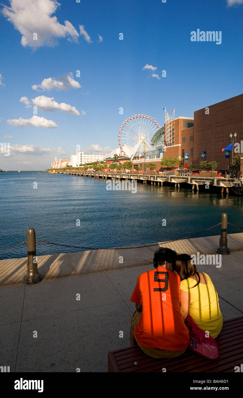 United States, Illinois, Chicago, Navy Pier on Michigan Lake, couple of lovers Stock Photo