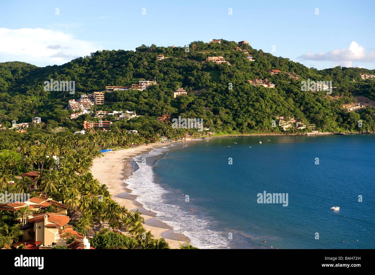 La ropa beach hi-res stock photography and images - Alamy