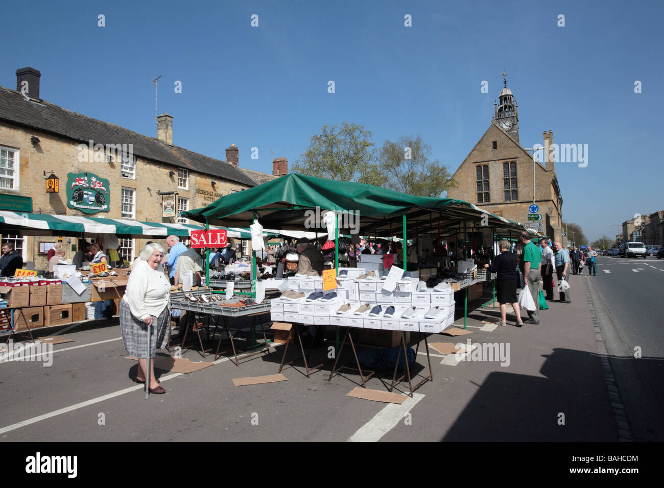 Tuesday street market, MoretoninMarsh, Gloucestershire Stock Photo