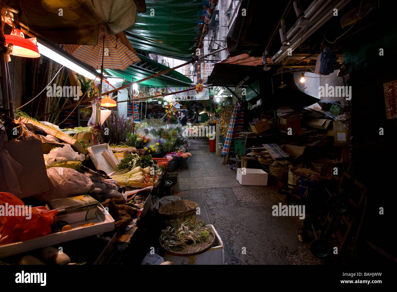 Hong kong market signs hi-res stock photography and images - Alamy