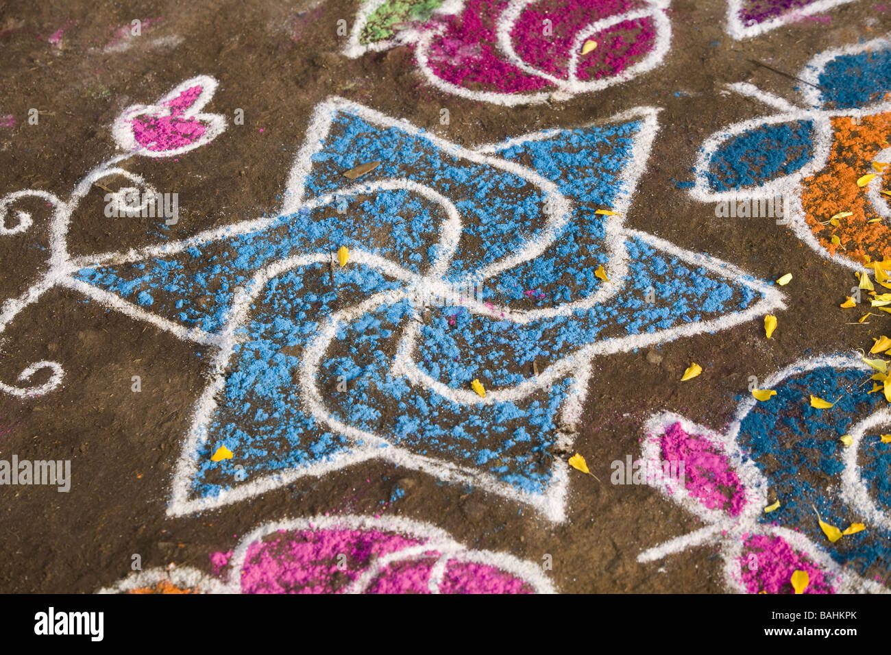 Rangoli festival designs in indian hi-res stock photography and images ...