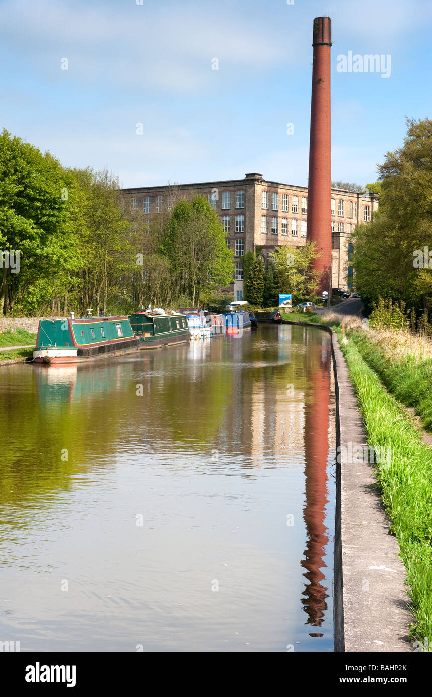'Clarence Mill' on the 'Macclesfield Canal', Bollington, Cheshire, England, 'Great Britain' Stock Photo