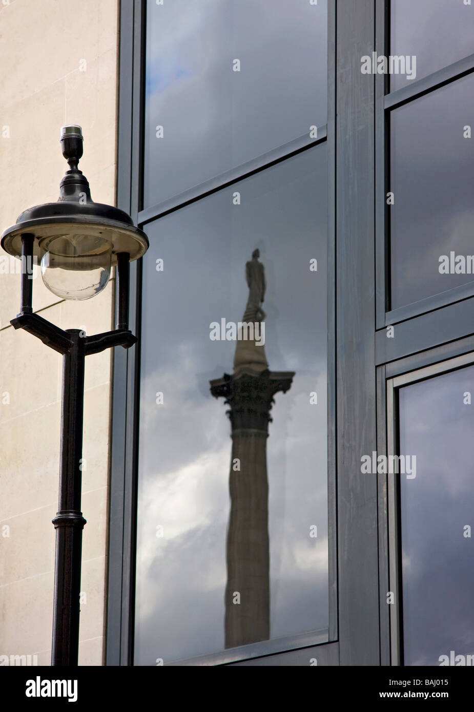 Strange Reflection! Nelson's Column Stock Photo Alamy