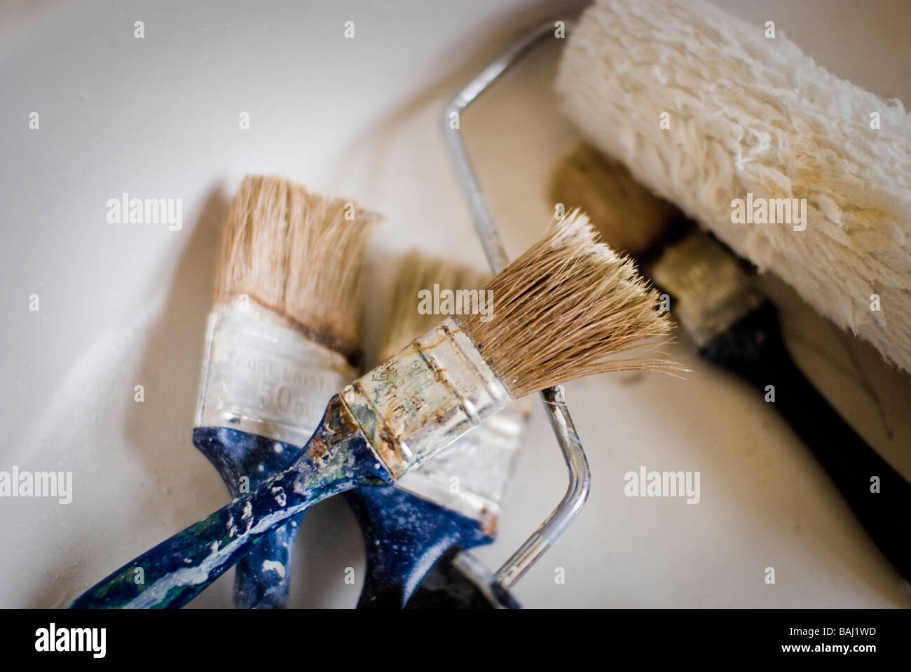 Bathroom sink paint hi-res stock photography and images - Alamy