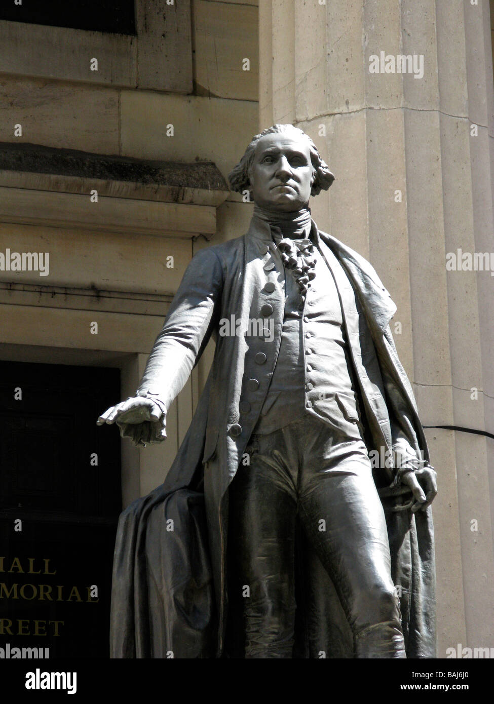 GEORGE WASHINGTON statue outside FEDERAL HALL USA NEW YORK New York ...