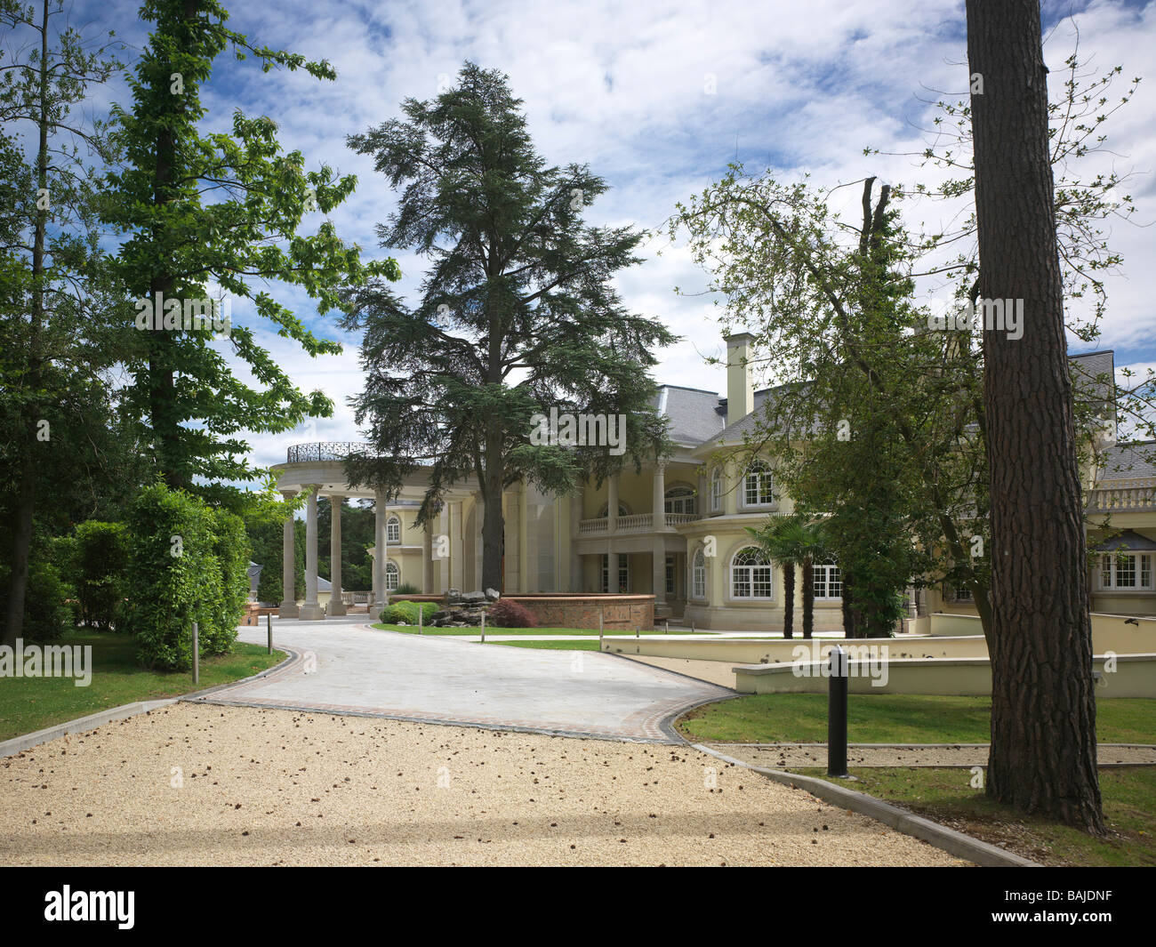 UPDOWN COURT, JOHN B. SCHOLZ, WINDLESHAM, UNITED KINGDOM Stock Photo
