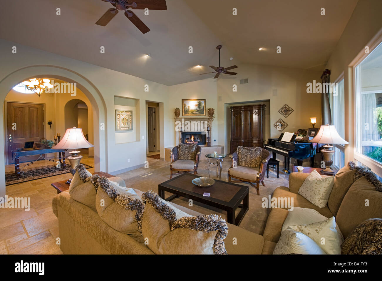 Living room fireplace grand piano hi-res stock photography and images ...