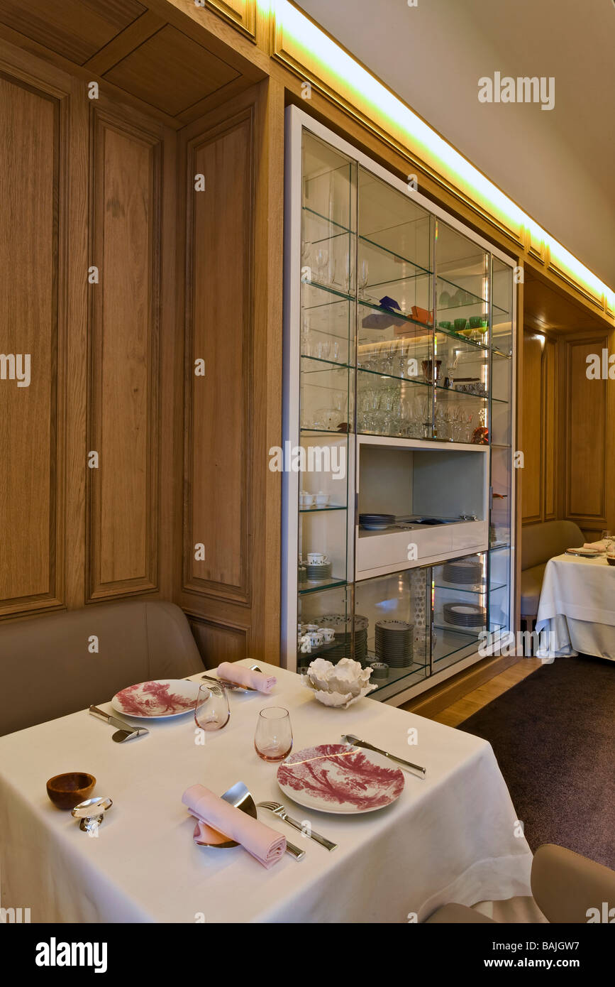 Alain Ducasse Restaurant, London, United Kingdom, Patrick Jouin, Alain ducasse restaurant glass cabinet. Stock Photo
