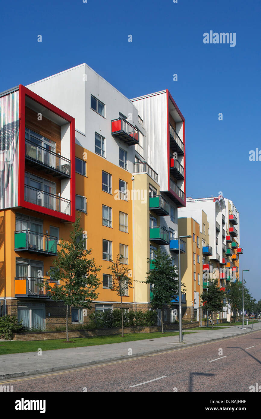 GREENWICH MILLENNIUM VILLAGE, JOHN ROBERTSON ARCHITECTS, LONDON, UNITED