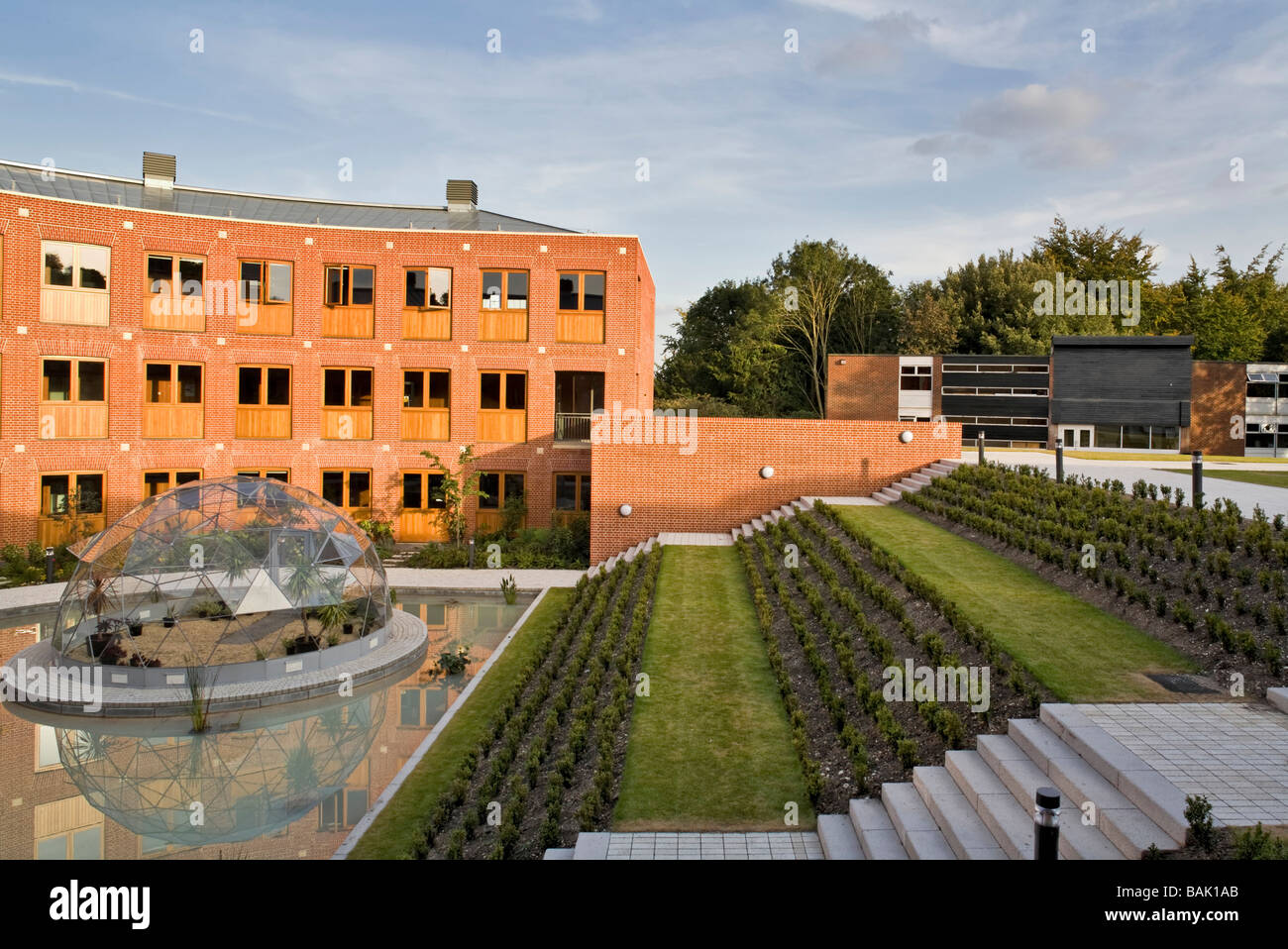 SANGER BUILDING BRYANSTON SCHOOL, HOPKINS ARCHITECTS, BLANDFORD
