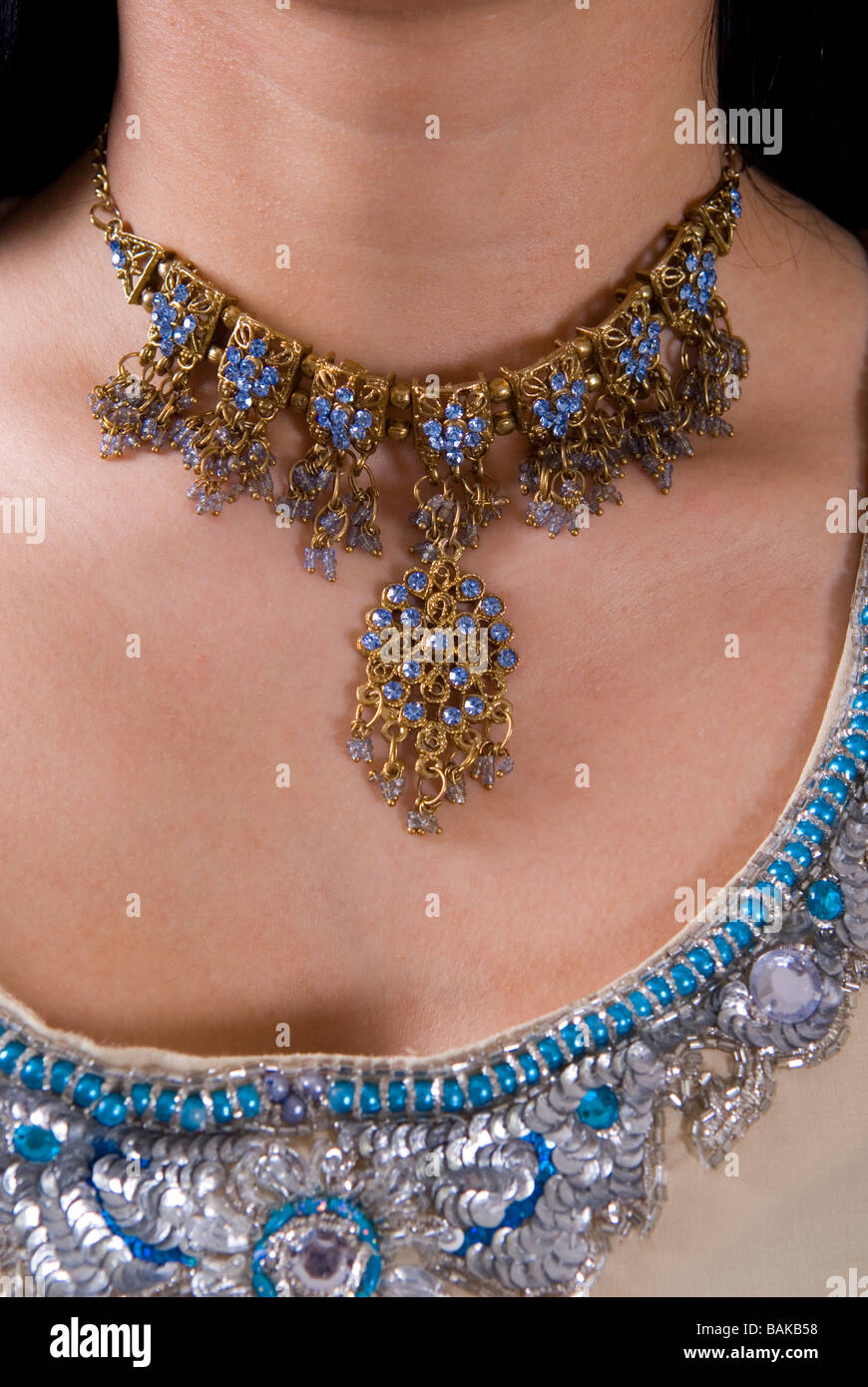 Indian lady gold jewellery hi-res stock photography and images - Alamy