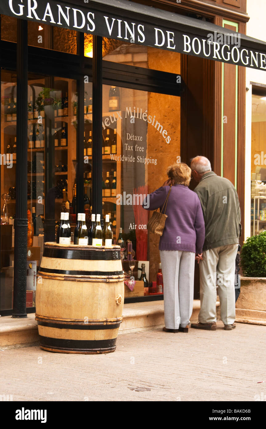 wine shop j-l & p aegerter r carnot beaune cote de beaune burgundy france Stock Photo