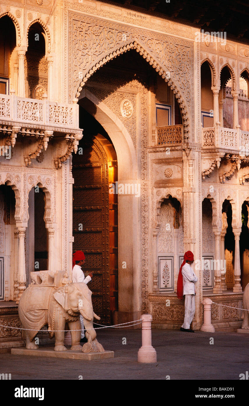 India Rajasthan State Jaipur The Maharajah s Palace Stock Photo Alamy india-rajasthan-state-jaipur-the-maharajah-s-palace-stock-photo-alamy