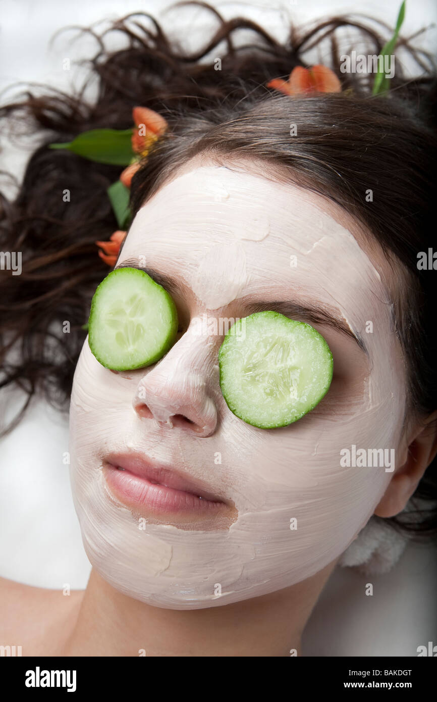 Cucumbers on the eyes hires stock photography and images Alamy