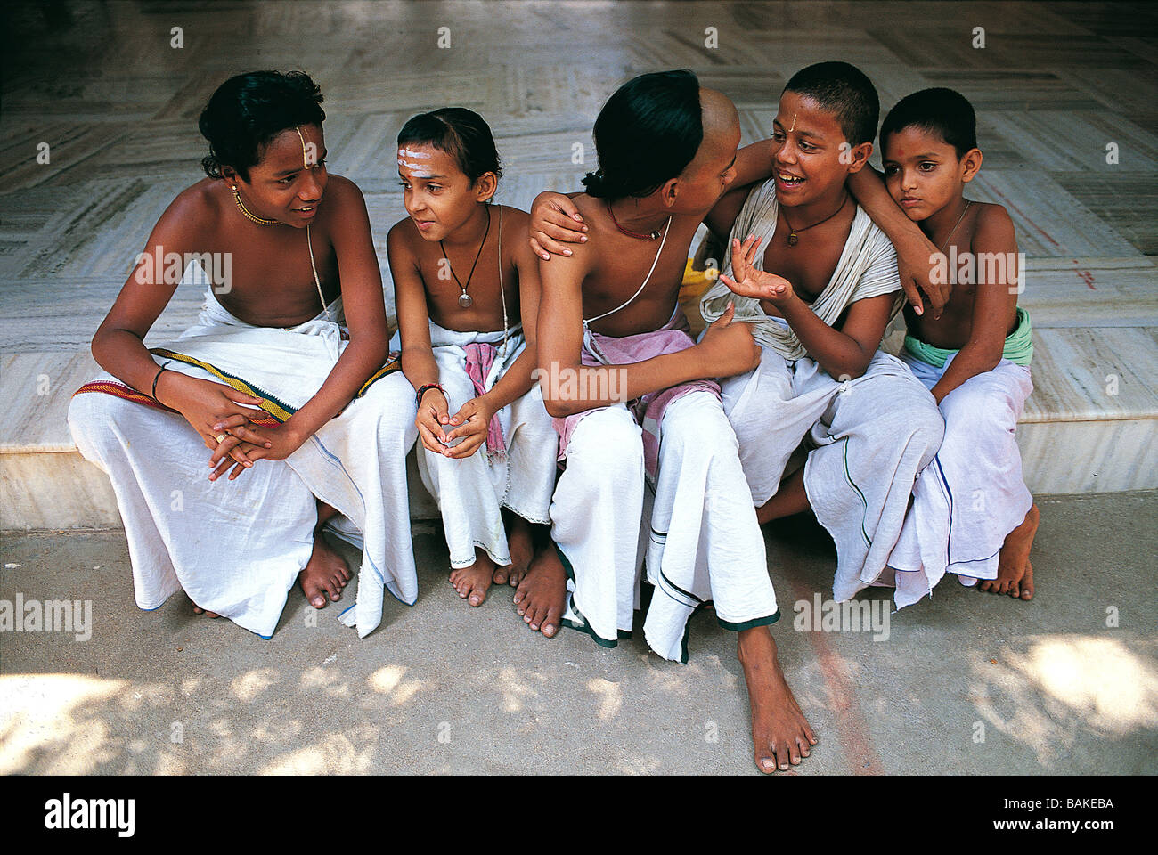 India, Tamil Nadu State, Kanchipuram, young brahmins inside the shankaracharya's ashram Stock Photo