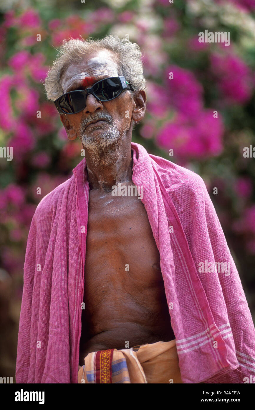 India, Tamil Nadu State, tiruvannamalai, portrait of an old man, disciple of Ramana Maharshi Stock Photo