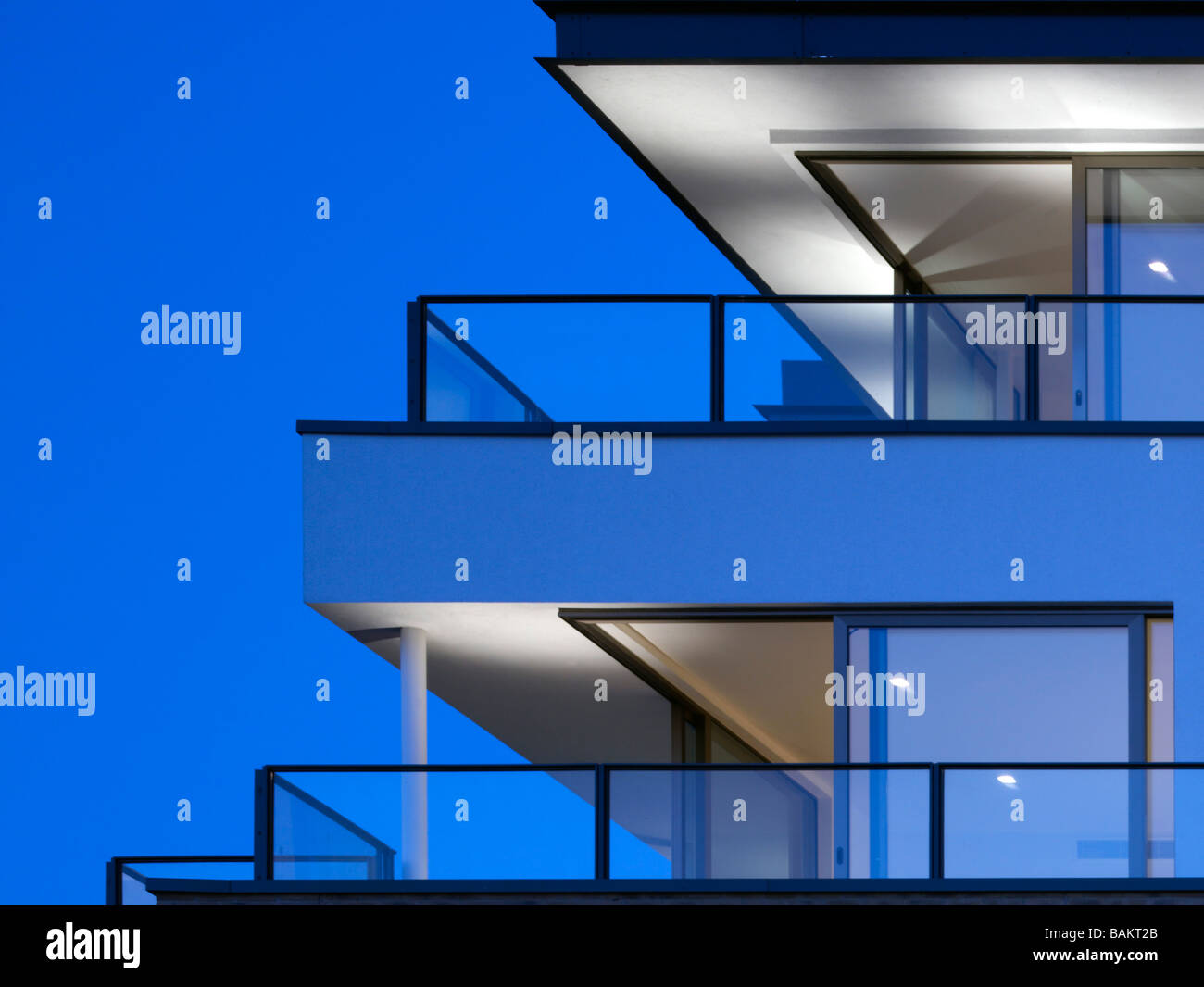 PORTOBELLO DOCK PORTOBELLO LOFTS, STIFF AND TREVILLION ARCHITECTS