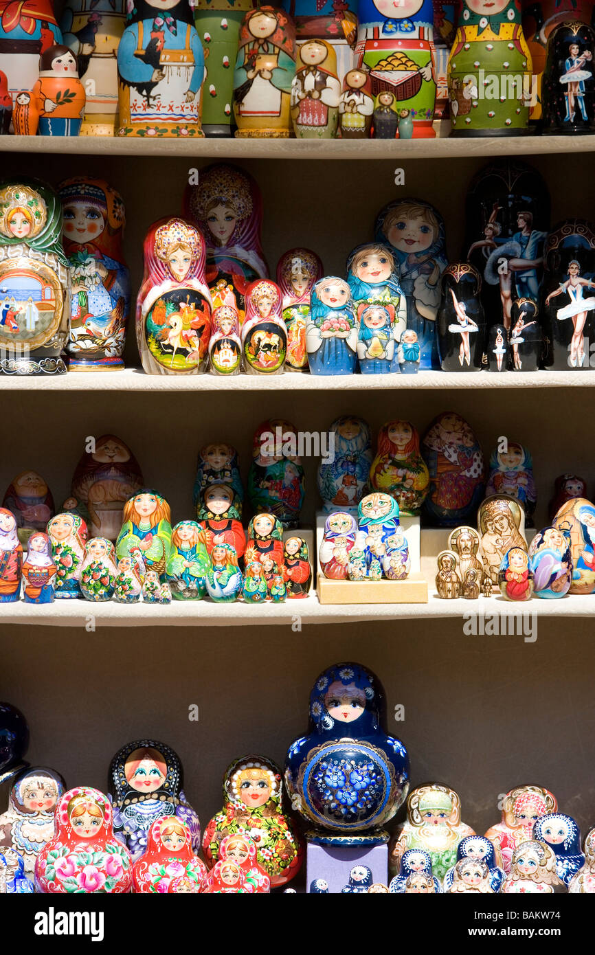 St Petersburg, Gostinny Dvor, Souvenir for sale in Market opposite church of spilt blood Stock Photo