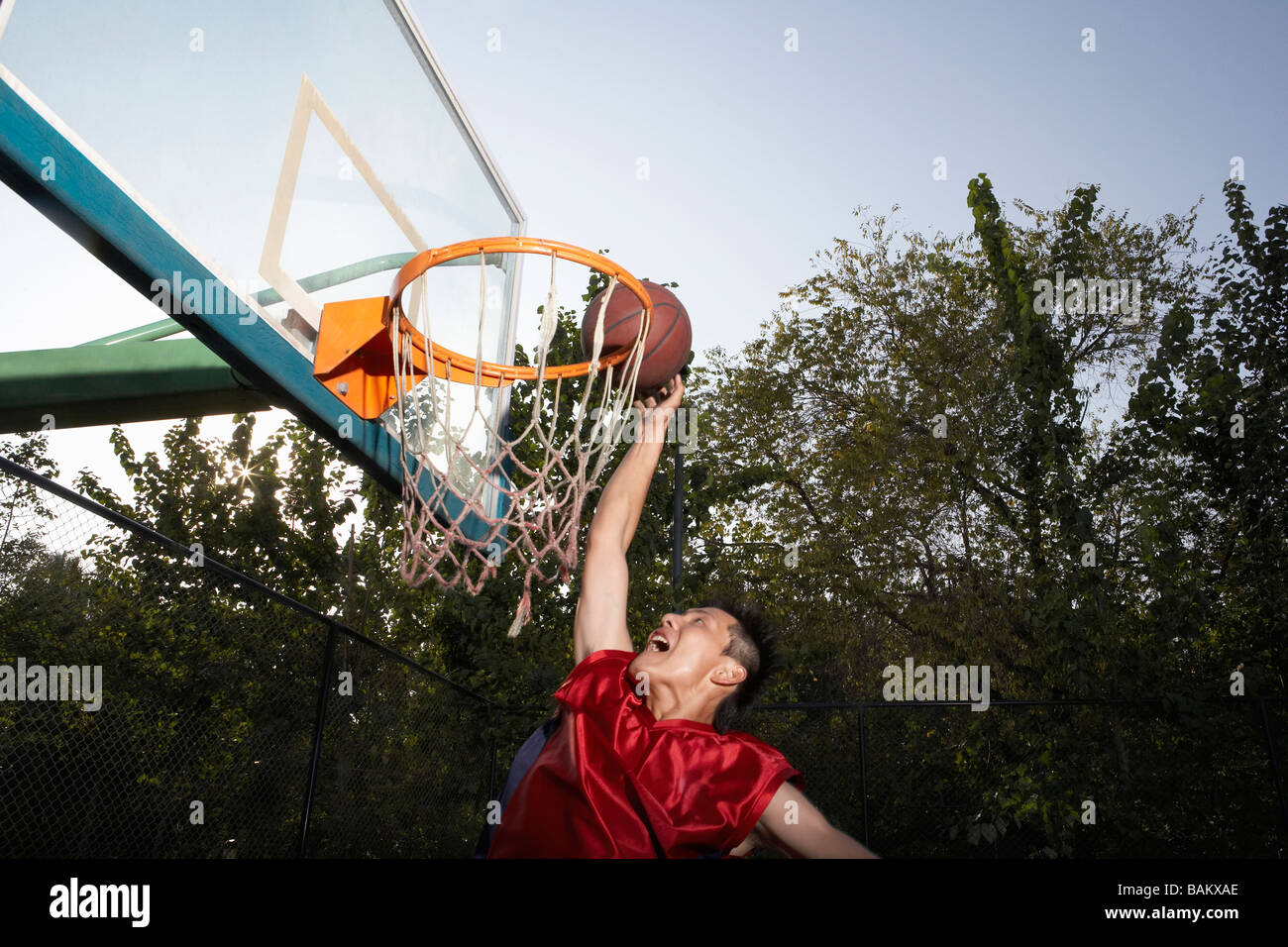 Shooting Hoops High Resolution Stock Photography and Images Alamy