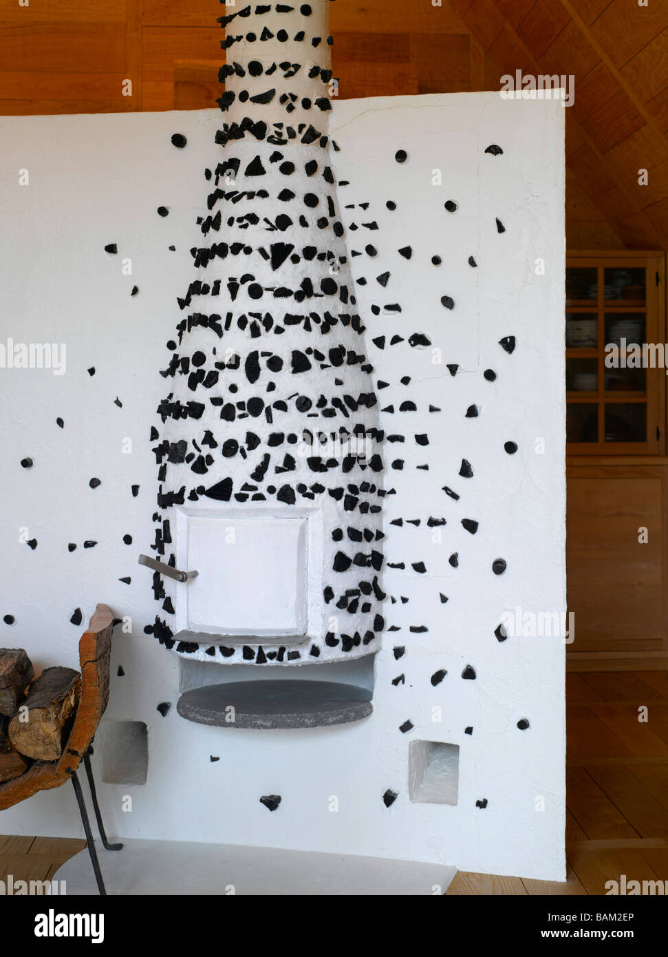 YAKISUGI HOUSE [CHARRED CEDAR HOUSE], TERUNOBU FUJIMORI, NAGANO, JAPAN