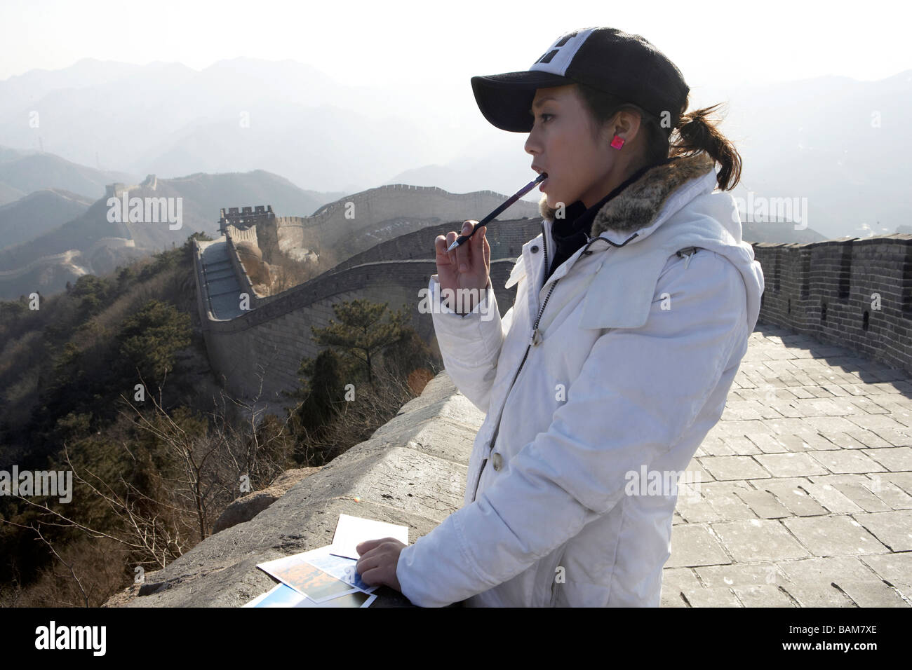Woman thinking pen close up hat hi-res stock photography and images - Alamy