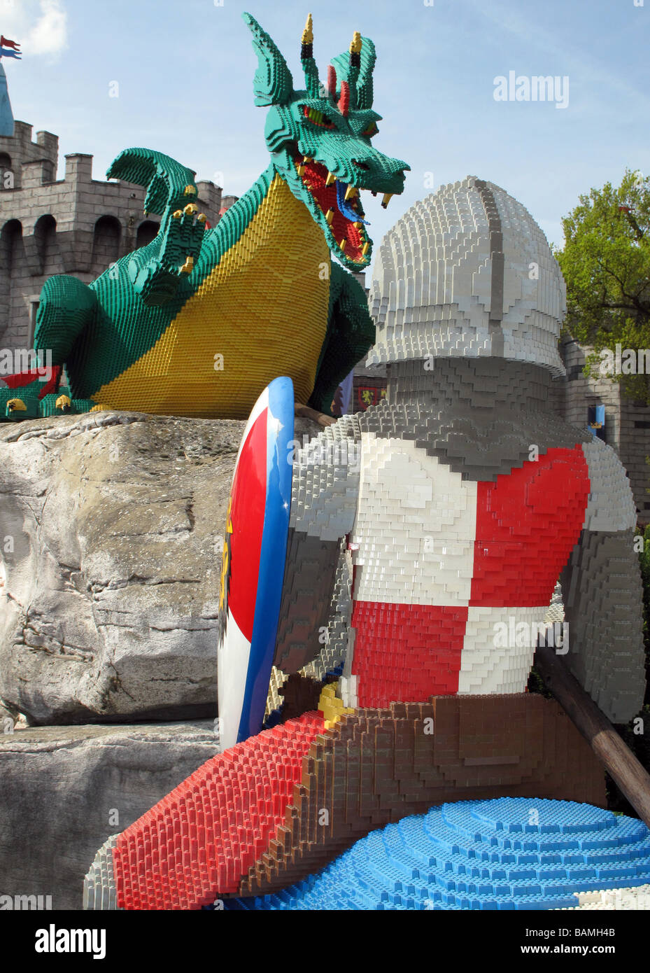 Full Size Lego Knight In Full Armour Confronting A Green Dragon Infront Of Medieval Castle At Legoland Amusement Park Stock Photo Alamy