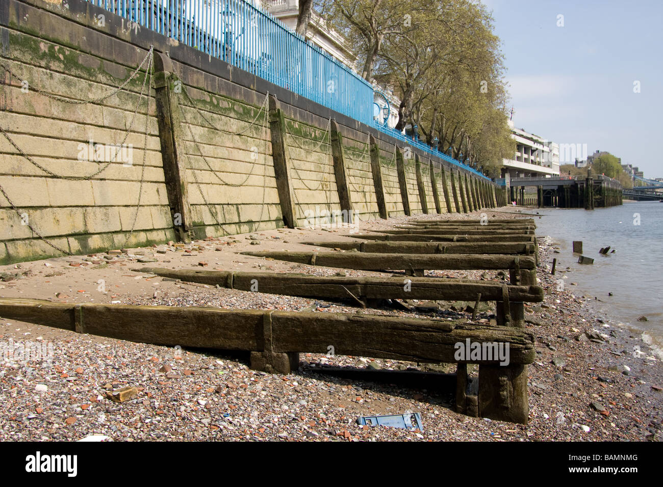 custom house riverbed moorings thames path north bank river thames