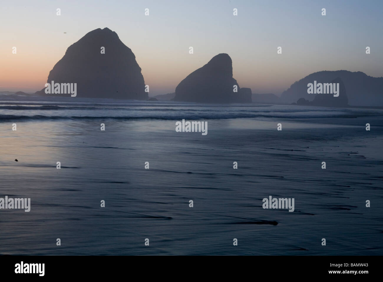 Sea Stacks on the oregon coast Stock Photo - Alamy