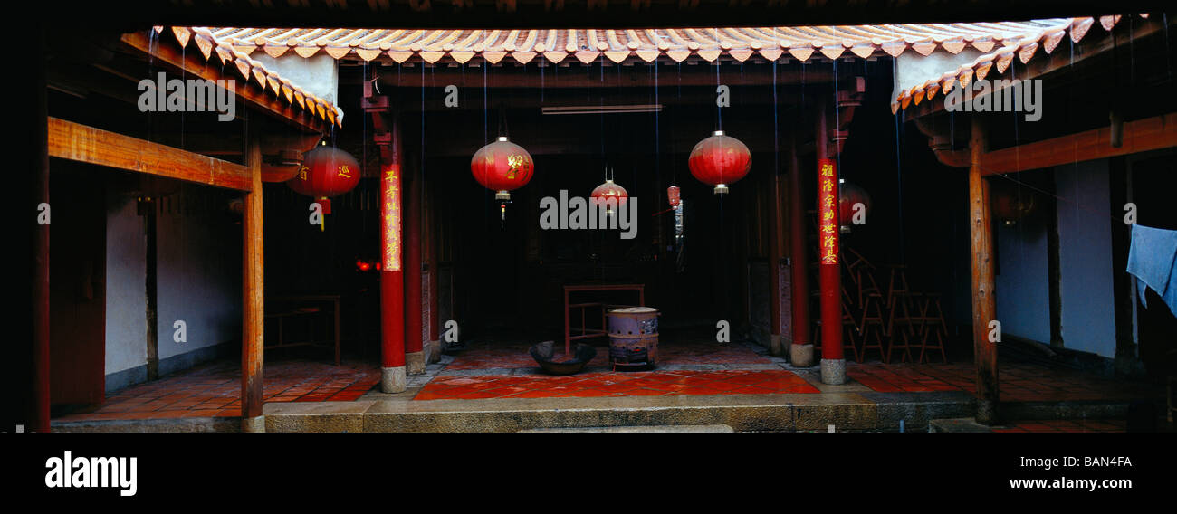 An ancestral hall in Quanzhou, Fujian, China. 12-Apr-2009 Stock Photo
