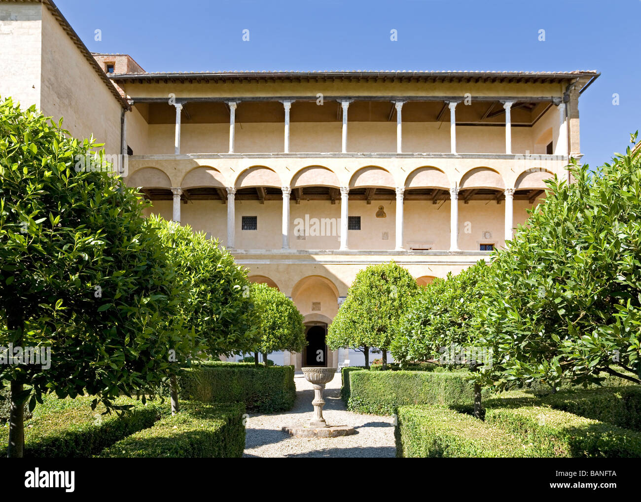 Palazzo Piccolomini High Resolution Stock Photography and Images Alamy