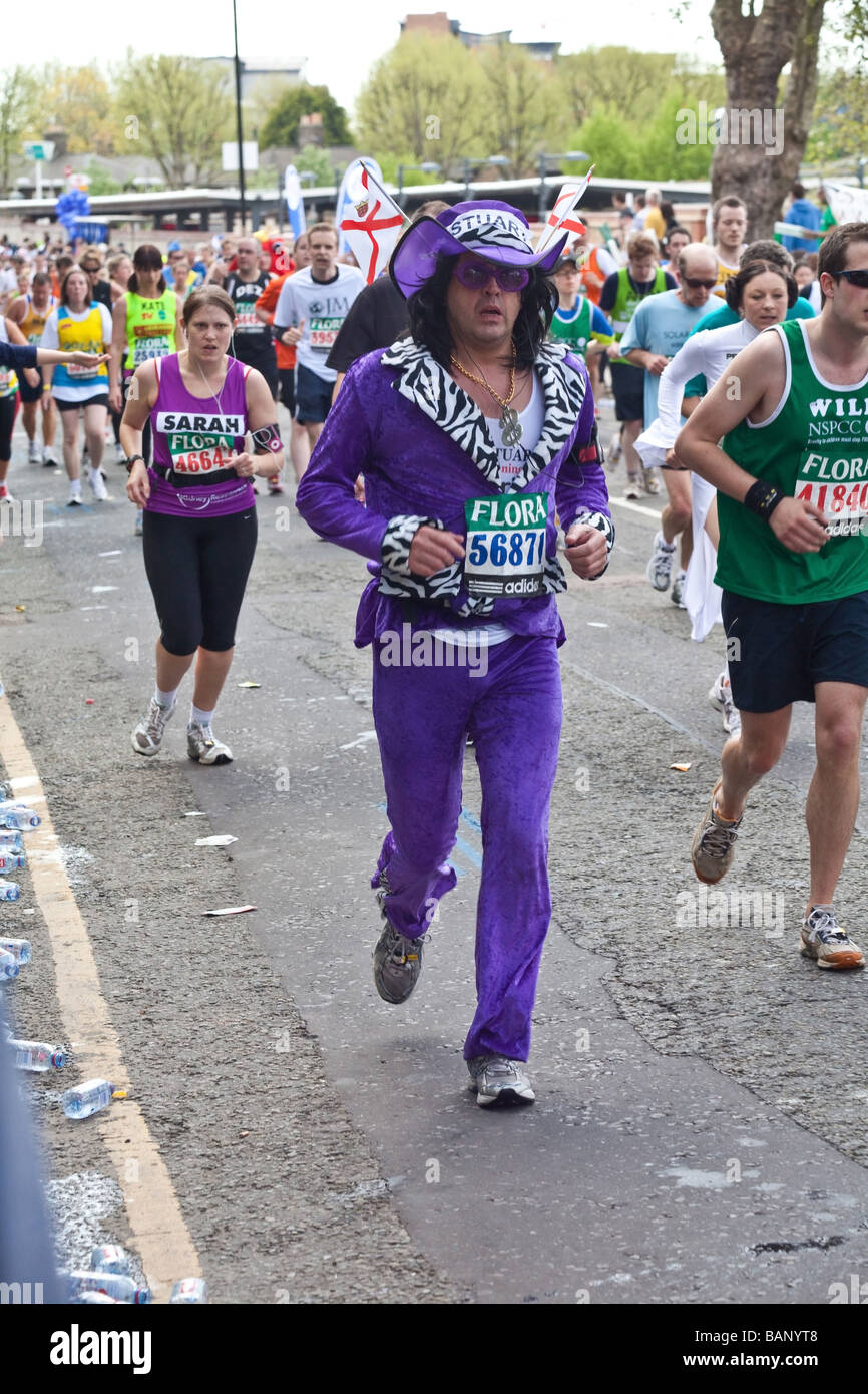 Fancy dress runner on the Flora London Marathon 2009 at Mudchute mile