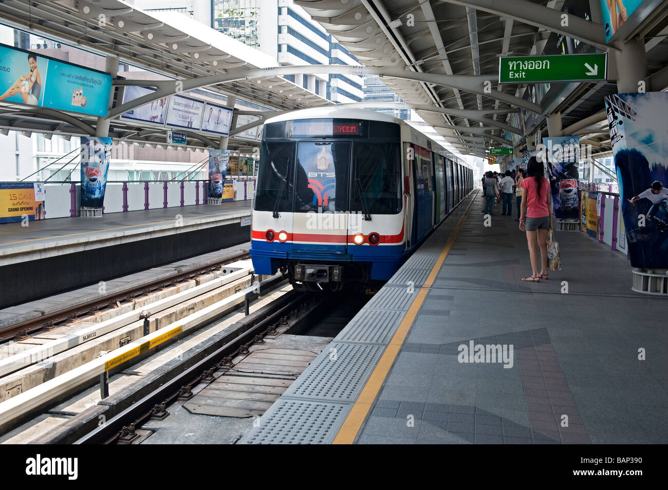 Bts Skytrain Pulls Into A Station Bangkok Thailand Stock Photo Alamy Bts Skytrain Pulls Into A Station Bangkok Thailand Stock Photo Alamy