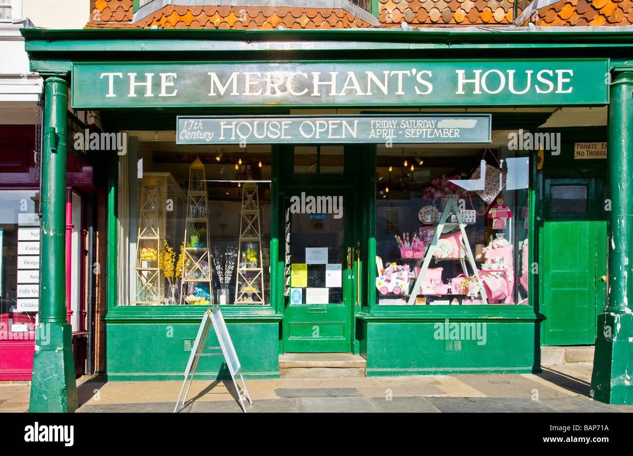 17th Century silk Merchant's House in the typical English market town of Marlborough Wiltshire England UK Stock Photo