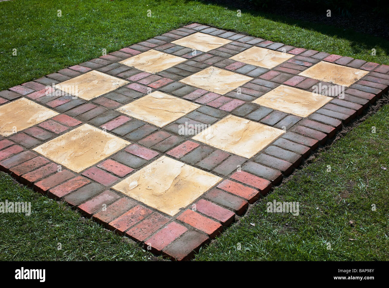 Grass lawn brick pattern hires stock photography and images Alamy