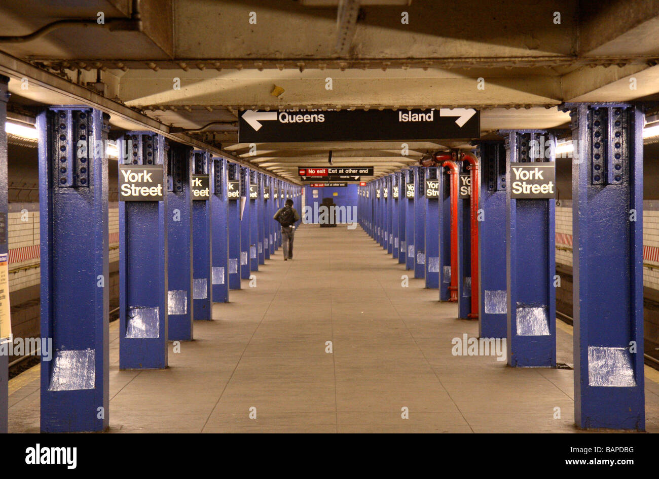 An almost empty platform in the York Street Subway Station, Brooklyn
