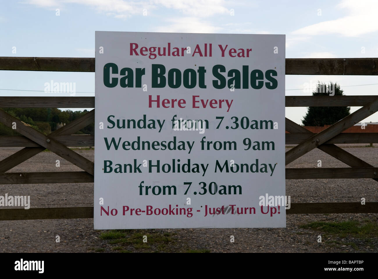 Car boot sale sign hires stock photography and images Alamy