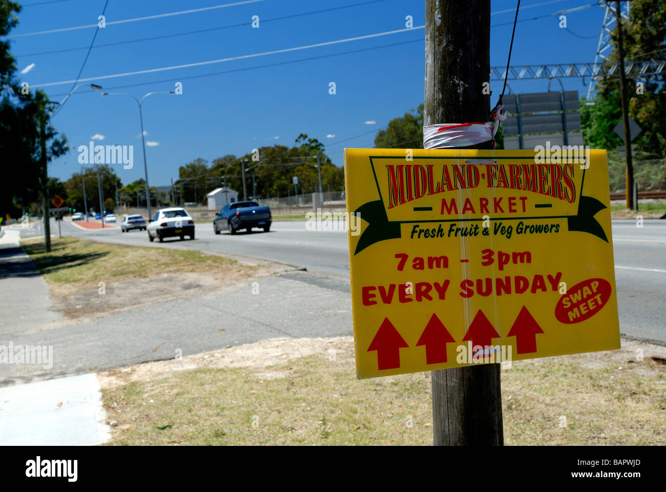 Roadside sign for the weekly Midland Growers Market, Midland, Perth, Western Australia Stock Photo