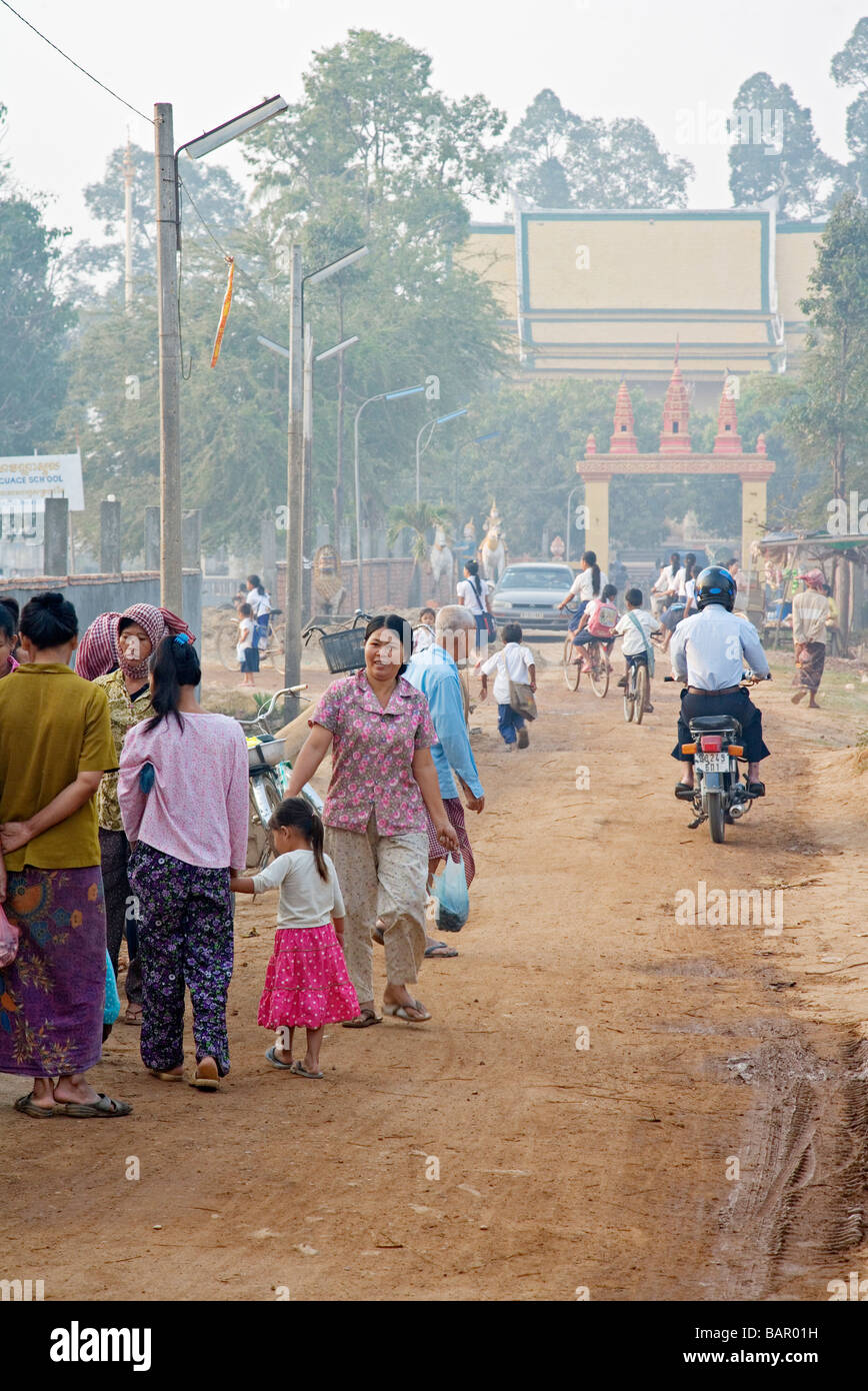 The people and streets of rural Cambodia Stock Photo Alamy