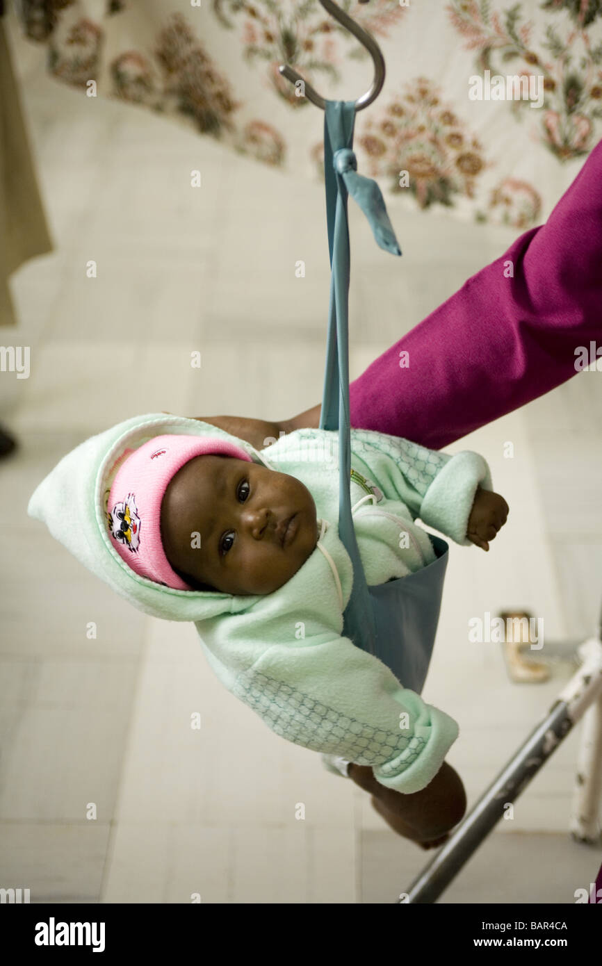 Weighing Baby Stock Photos & Weighing Baby Stock Images Alamy