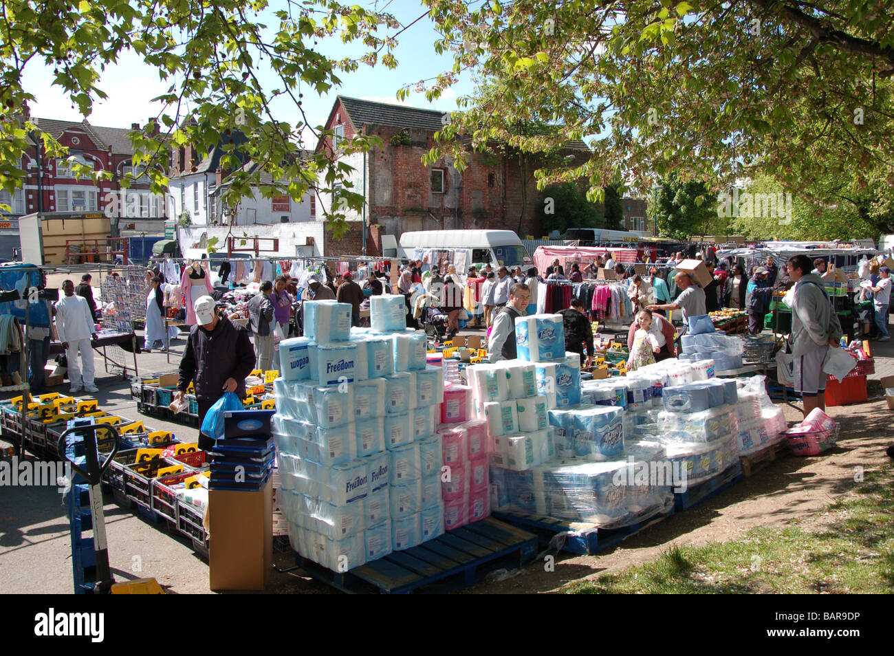 Wednesday's Church road market in Willesden, London, England, Uk Stock