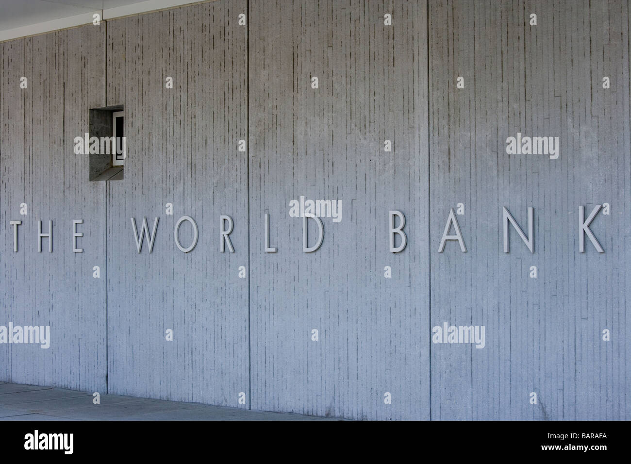 The World Bank logo outside of H building. WorldBank World Bank Group headquarters main office building exterior. Washington DC Stock Photo