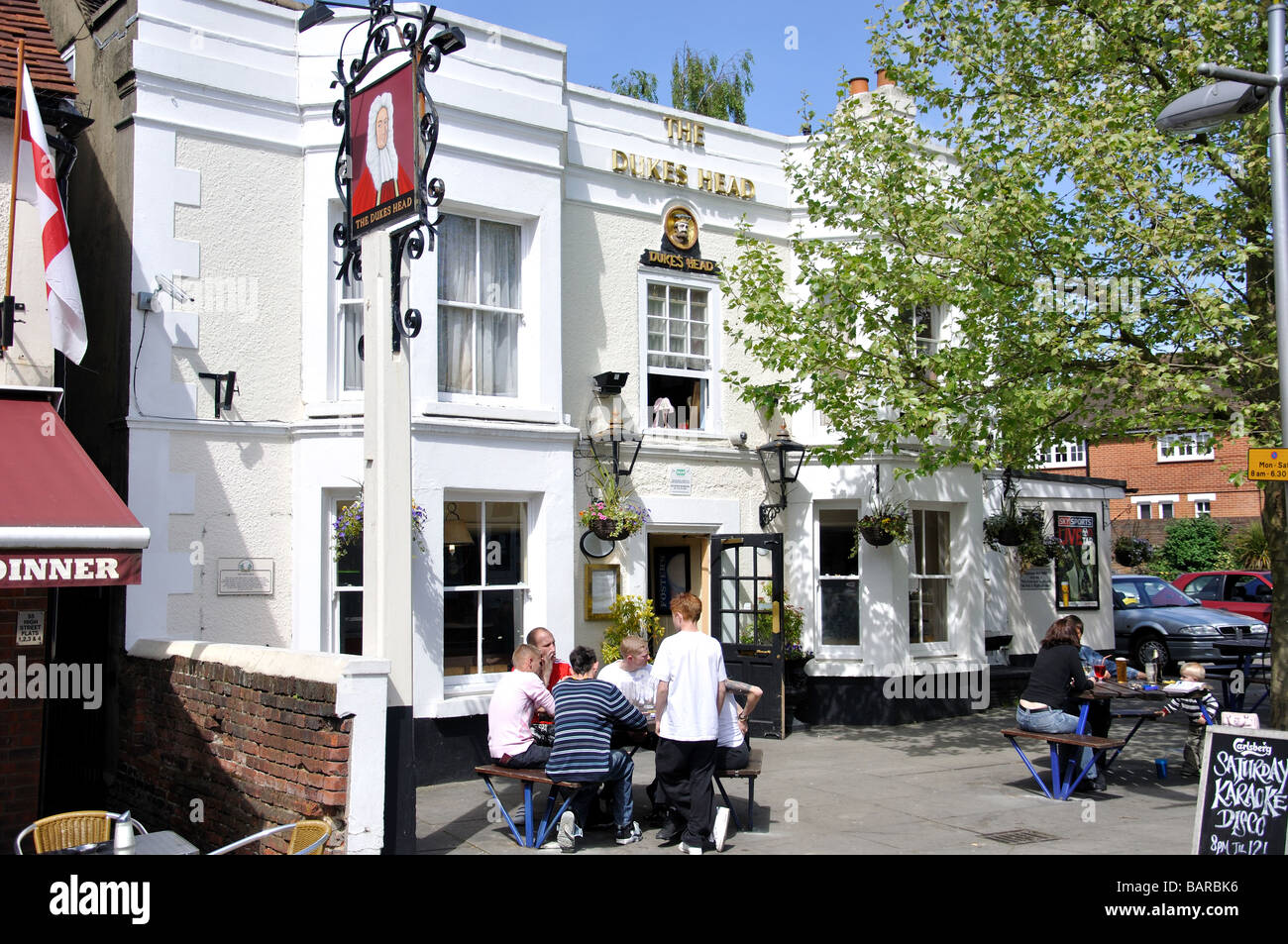 Leatherhead Town Centre Surrey Stock Photos & Leatherhead Town Centre