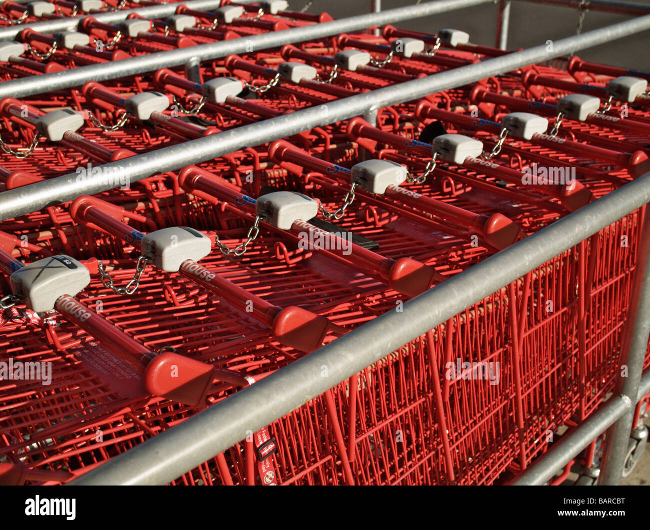 Shopping trolleys australia hires stock photography and images Alamy