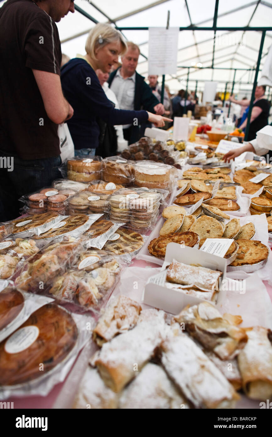 Pies selling hires stock photography and images Alamy