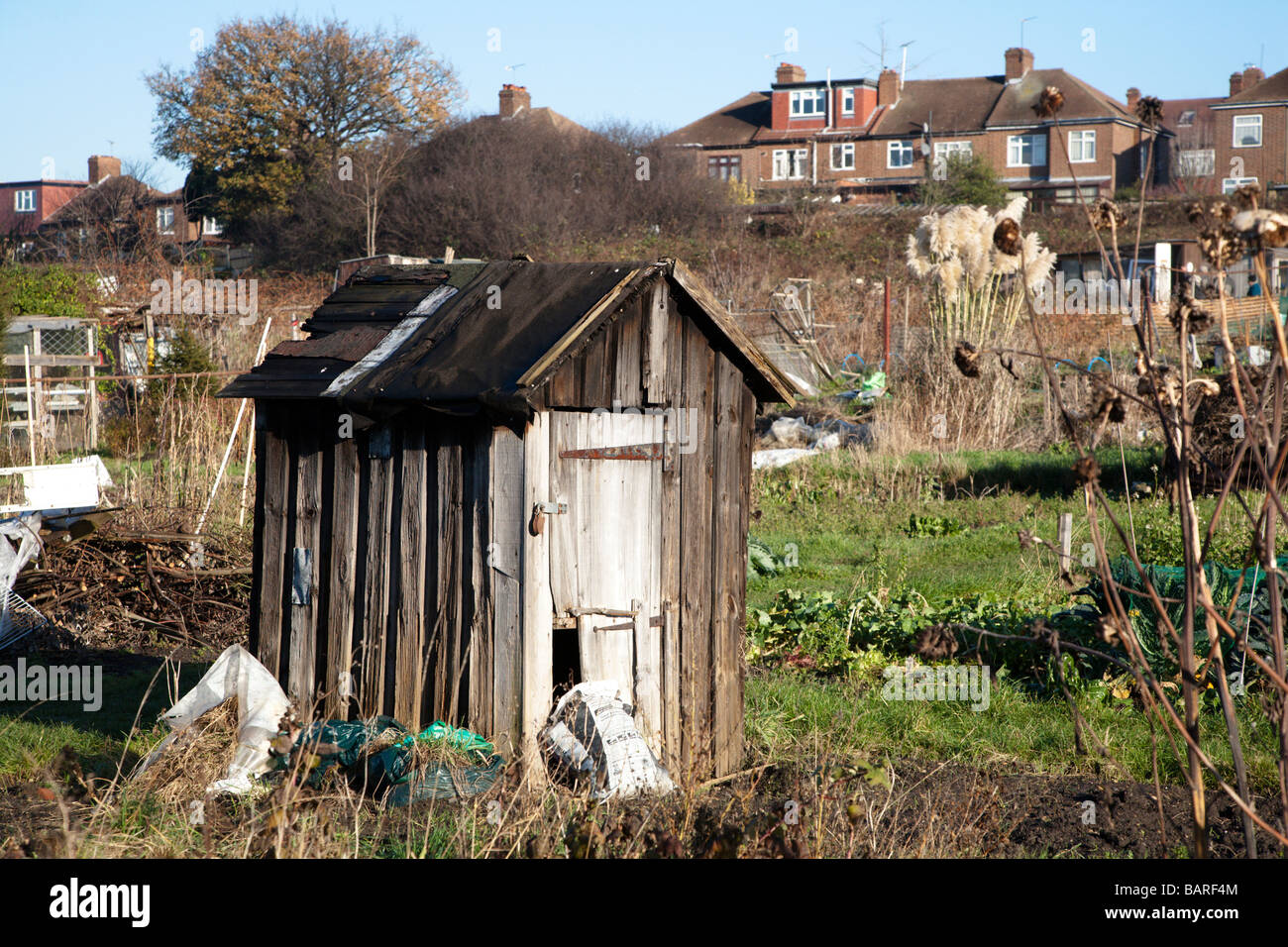 Broken down shed hires stock photography and images Alamy