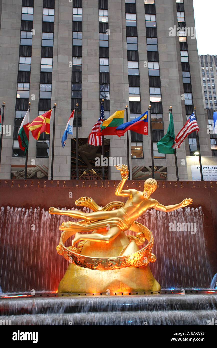 Statue of Prometheus Rockefeller Centre New York Stock Photo