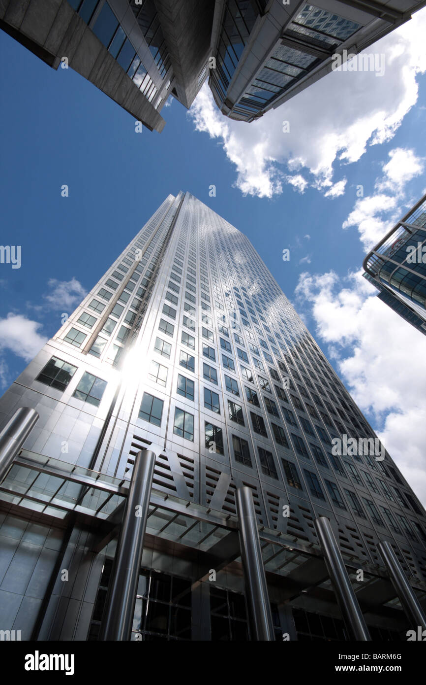 One Canada Square (also known as the Canary Wharf Tower) is a skyscraper in Canary Wharf, London. It is the tallest building in Stock Photo
