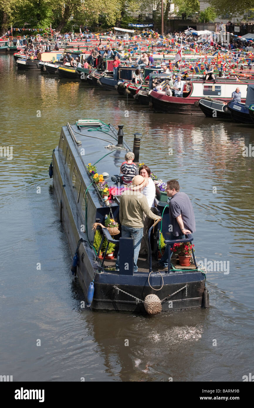 Canal boats, Canal Cavalcade Feistival, Little Venice, London, England, UK Stock Photo