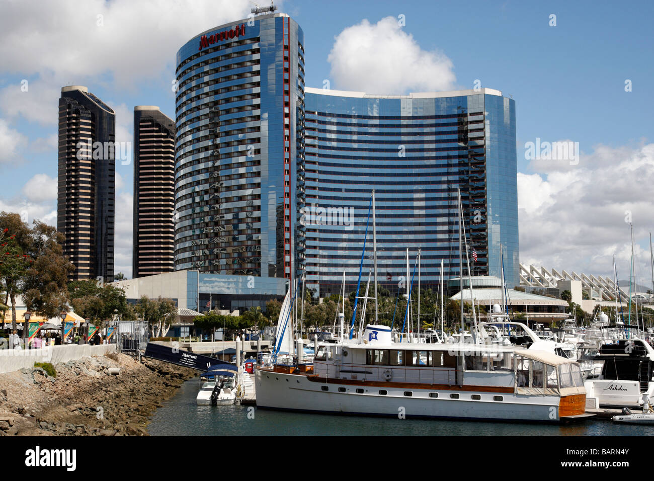 view of the embarcadero marina park with the modern marriott hotel in the background san diego california usa Stock Photo