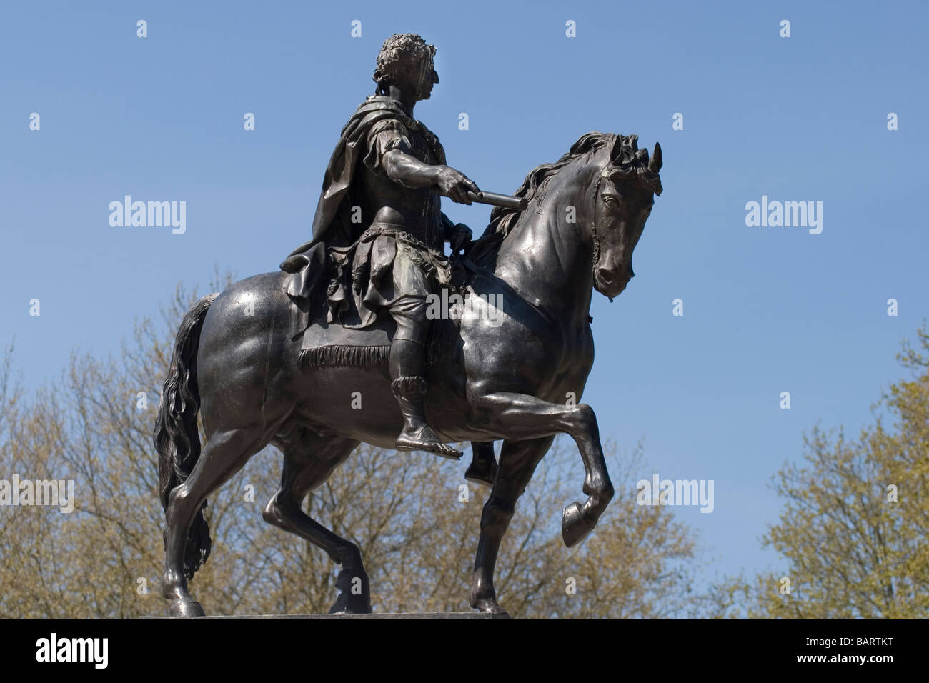 England Bristol King William III statue in Queen square Stock Photo Alamy